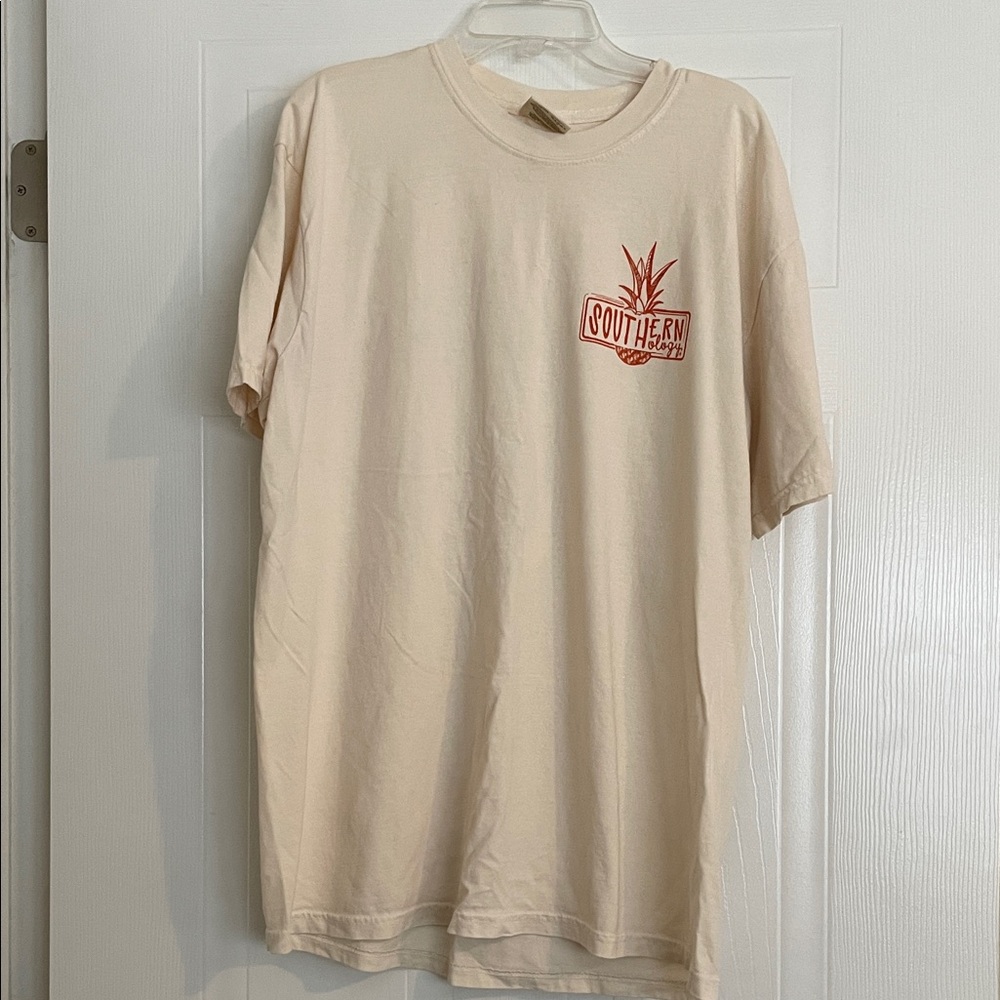Comfort Colors Cream Short-Sleeve Tee with Red Pineapple Logo